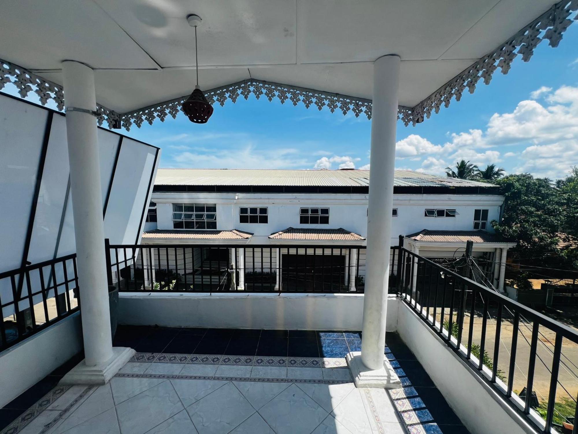 Ramlyn Guesthouse & Restaurant Negombo Dış mekan fotoğraf
